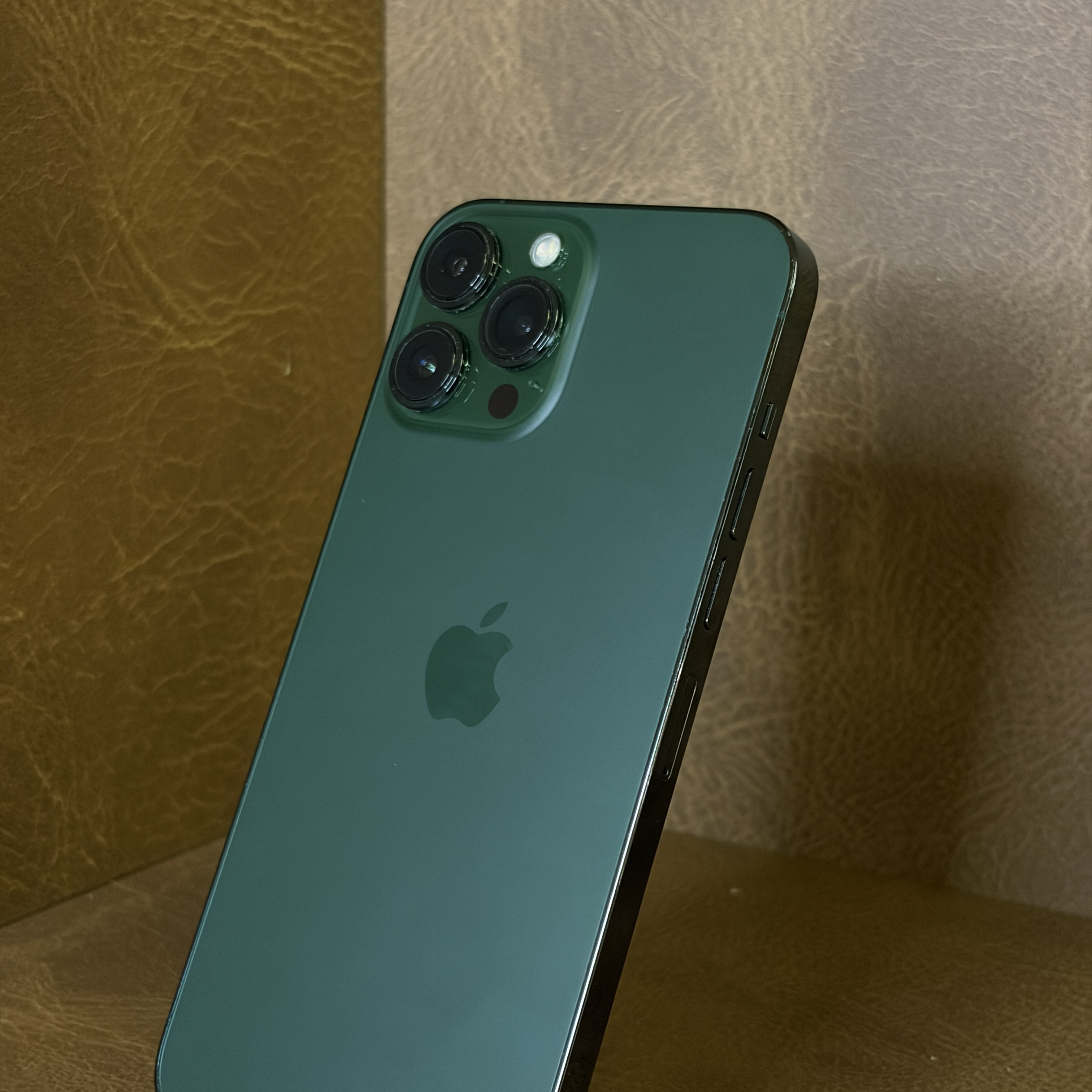 iPhone 13pro 512GB グリーン iPhone 13 Pro Max 512GB ALPINE GREEN (seminovo) – LS