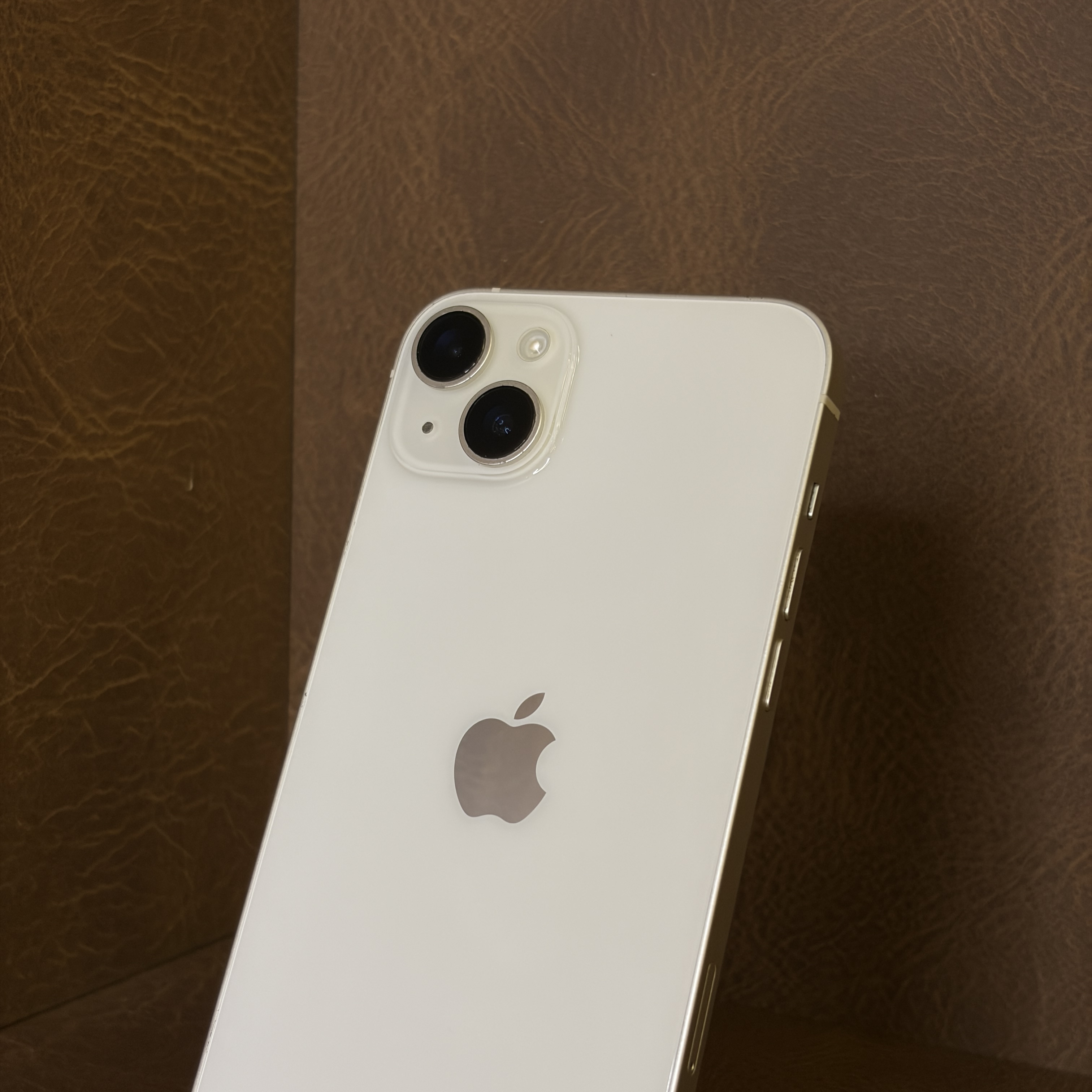 iPhone 14 Plus 128GB Starlight (seminovo) – LS