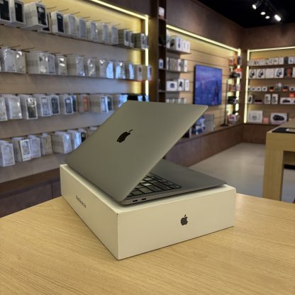 Macbook Air M1 13″ 512GB SSD 8GB RAM SPACE GRAY (seminovo) – LS